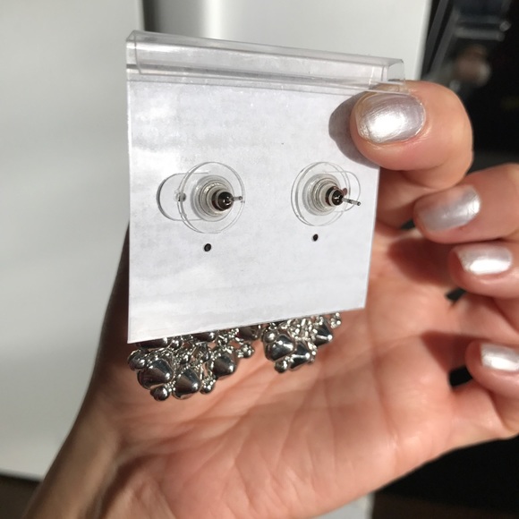 NATASHA 'Diamond' Silver Earrings! 💎 - Picture 6 of 7